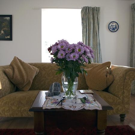 No 1 Broughton Bed & Breakfast Пиероуъл Екстериор снимка