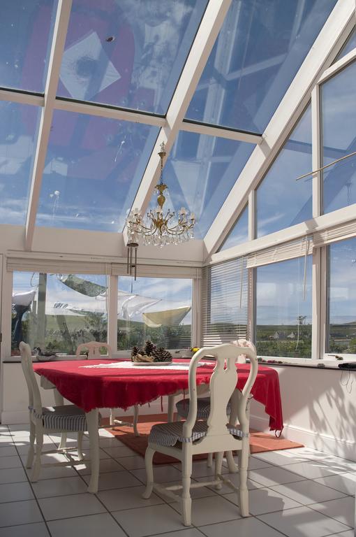 No 1 Broughton Bed & Breakfast Пиероуъл Екстериор снимка